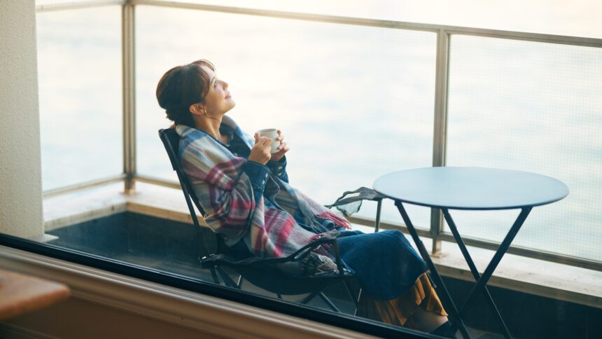 狭いベランダをくつろぎ空間に。リラックスできるインテリア人気4選